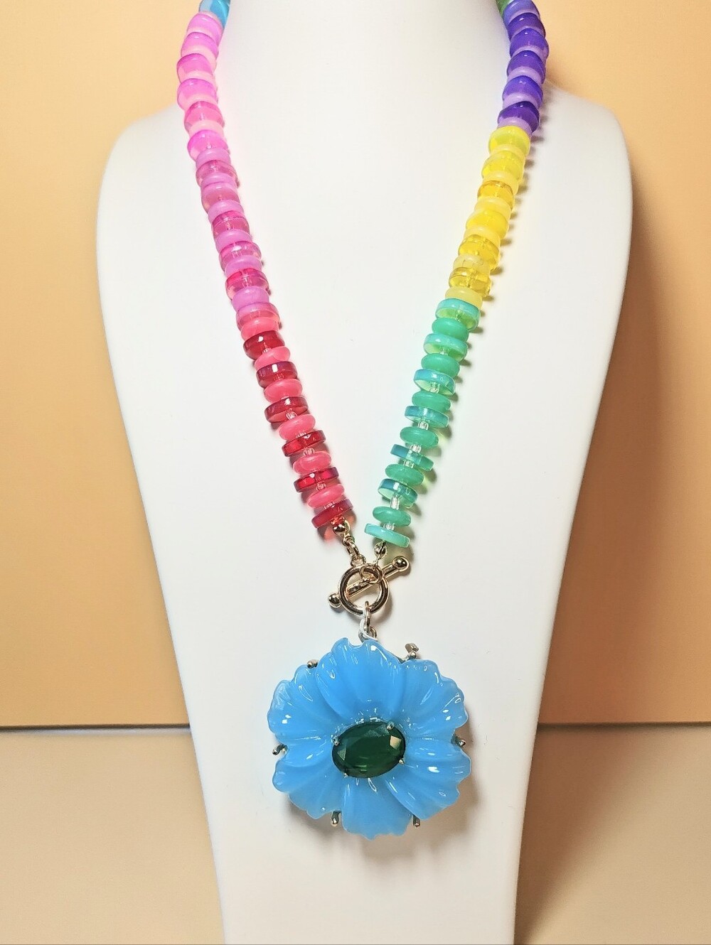 Multicolor Beaded Necklace Blue Flower Pendant Green Oval Crystal